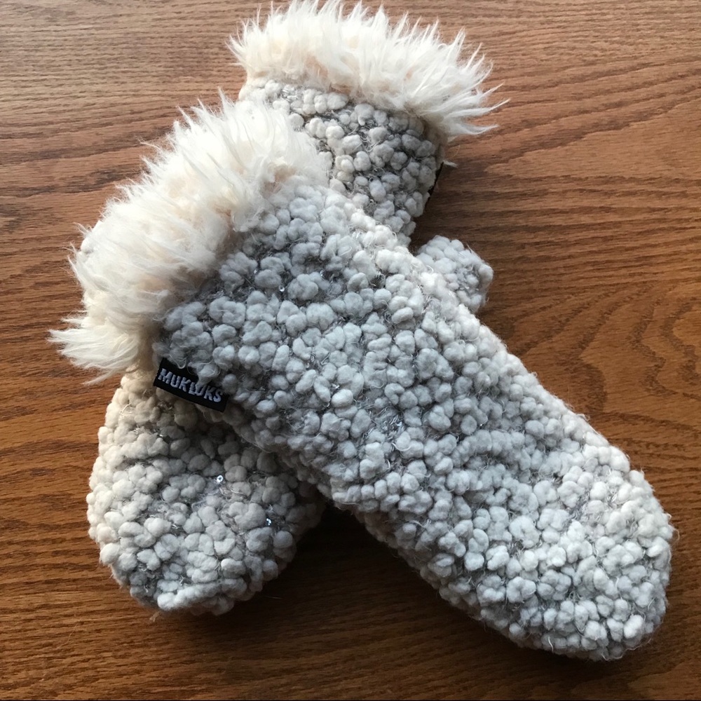 Mukluks Mittens (One Size)
